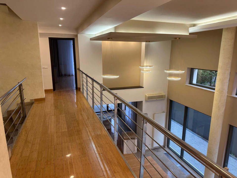 Vila de lux | Iancu Nicolae | 6 dormitoare | 4 bai