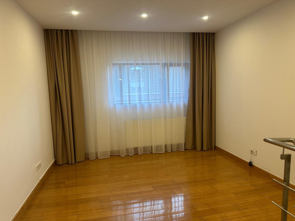 Vila de lux | Iancu Nicolae | 6 dormitoare | 4 bai