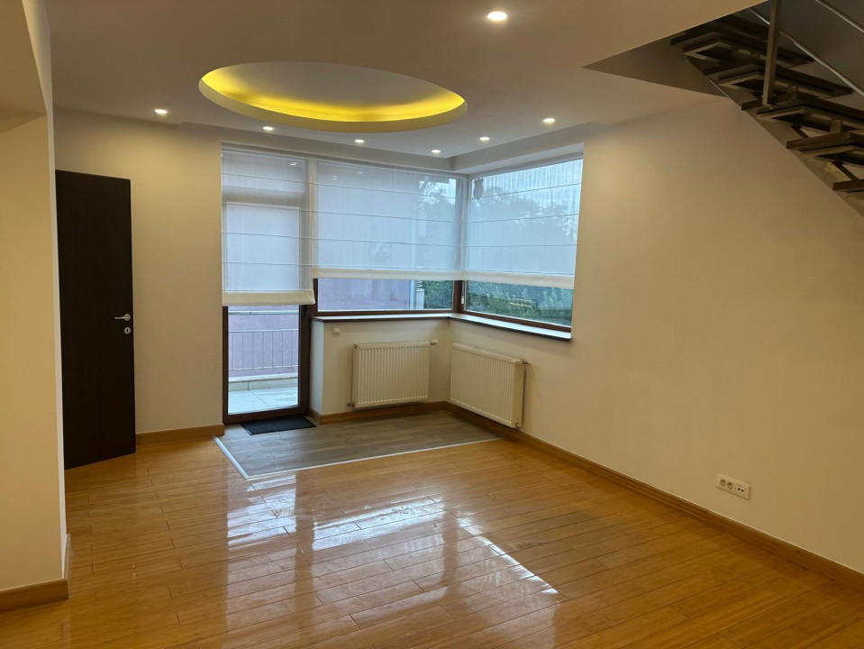 Vila de lux | Iancu Nicolae | 6 dormitoare | 4 bai
