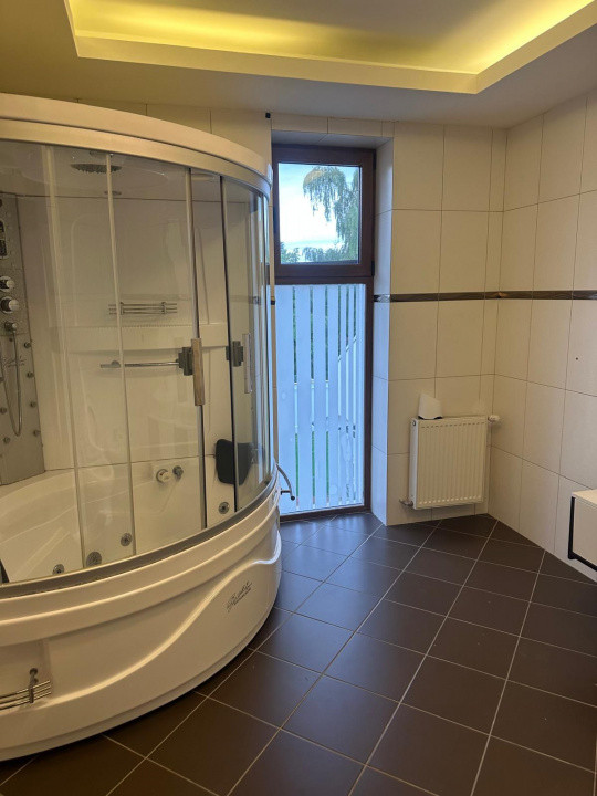 Vila de lux | Iancu Nicolae | 6 dormitoare | 4 bai