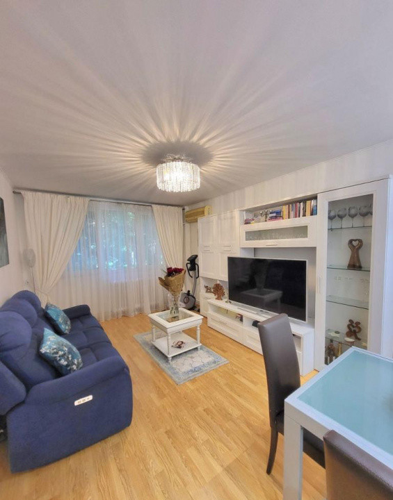 Apartament 4 camere -80mp - complet mobilat si utilat ( Izvorul Crisului )