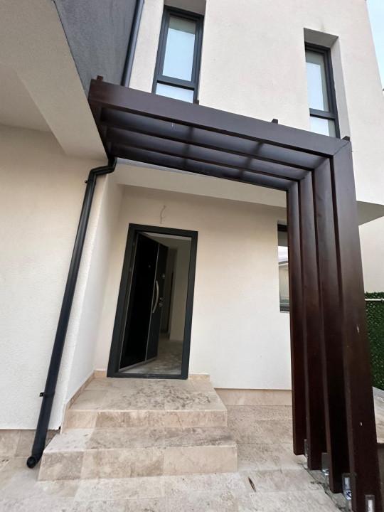 Vila modernă 3 dormitoare, dressing, balcon generos și terasă  Otopeni Central