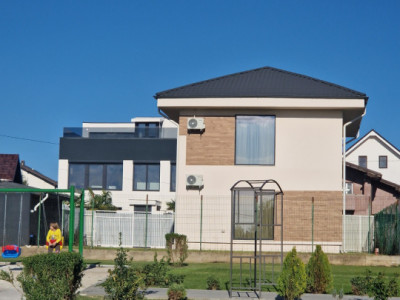 VILĂ DE ÎNCHIRIAT – Tunari, lângă parc