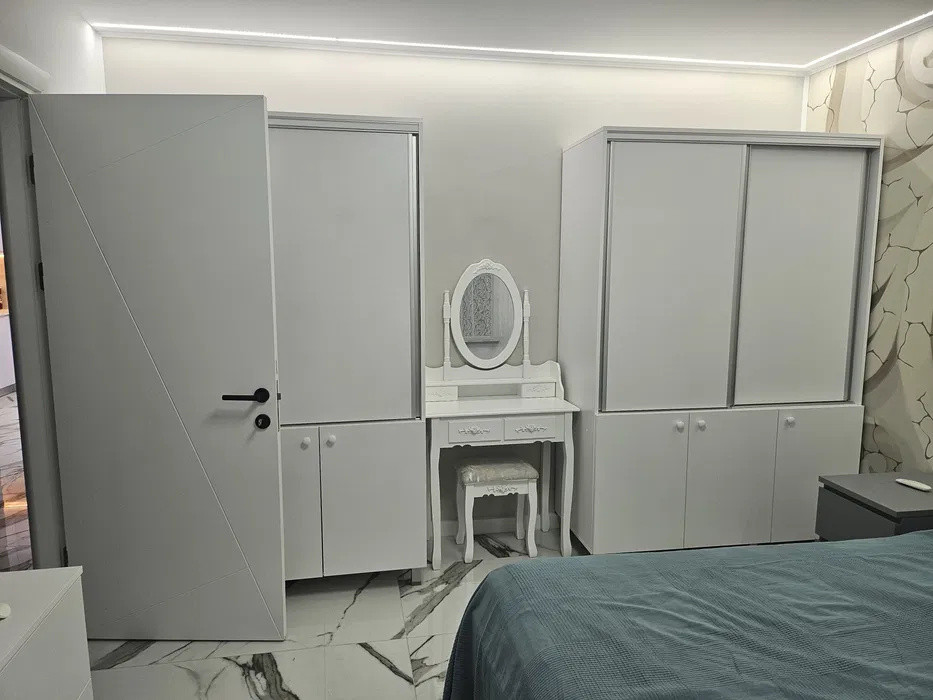 Apartament 3 camere Trapezului