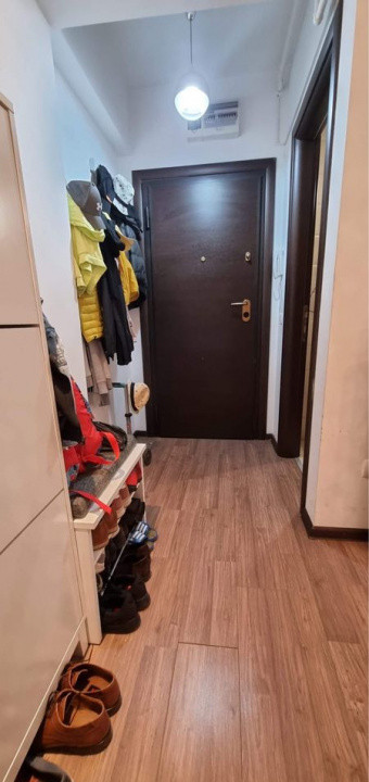 Apartament semidecomandat cu 2 camere  in Berceni 
