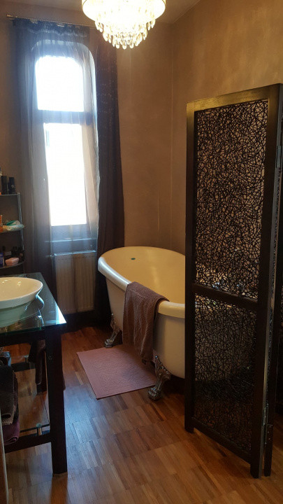 De închiriat | Vilă elegantă lângă Parcul Ronda | 190 mp utili | Curte privată 