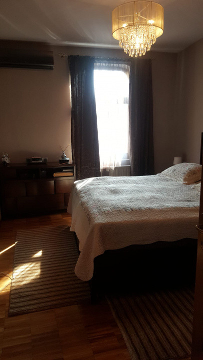 De închiriat | Vilă elegantă lângă Parcul Ronda | 190 mp utili | Curte privată 