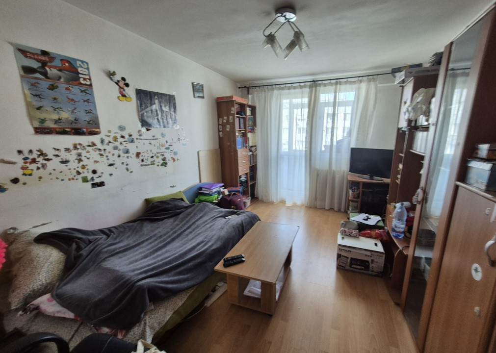 🏡 Apartament 2 camere – zonă excelentă, cu potențial!