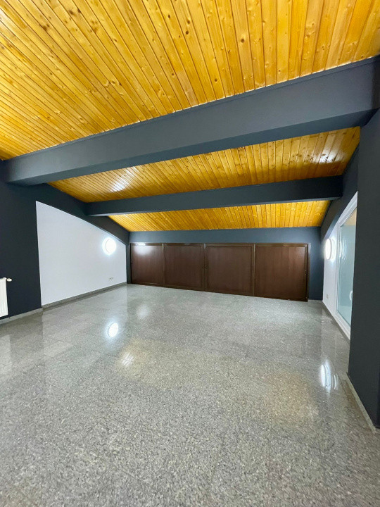 Apartament 3 camere, 175mp,4 locuri de parcare, zona-Straulesti /Hotel Phoenicia