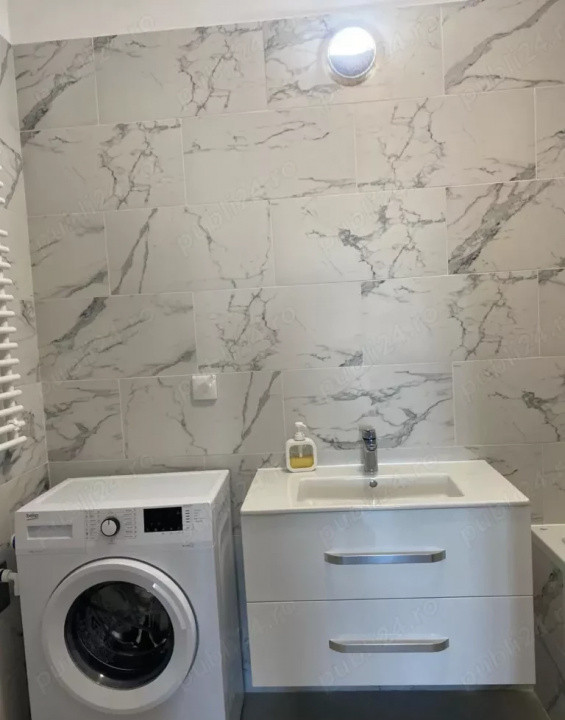 Apartament decomandat cu 2 camere  in Baneasa 