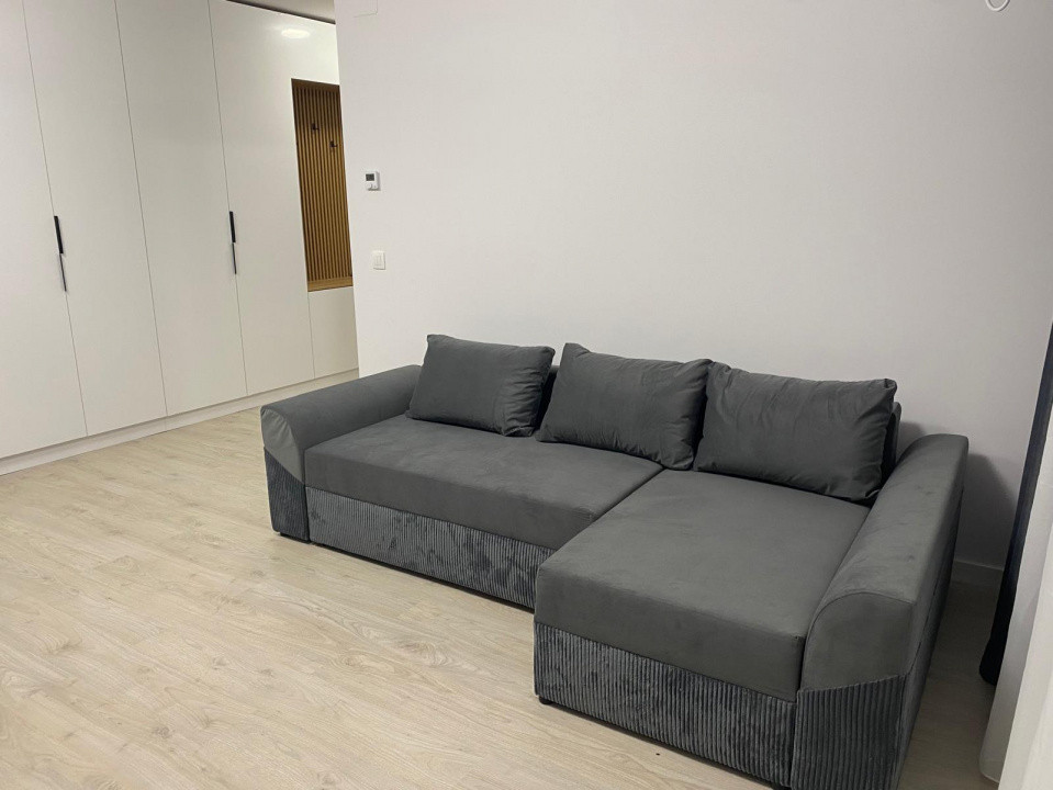 Apartament decomandat cu 2 camere  in Baneasa 