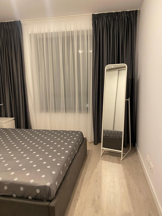 Apartament decomandat cu 2 camere  in Baneasa 