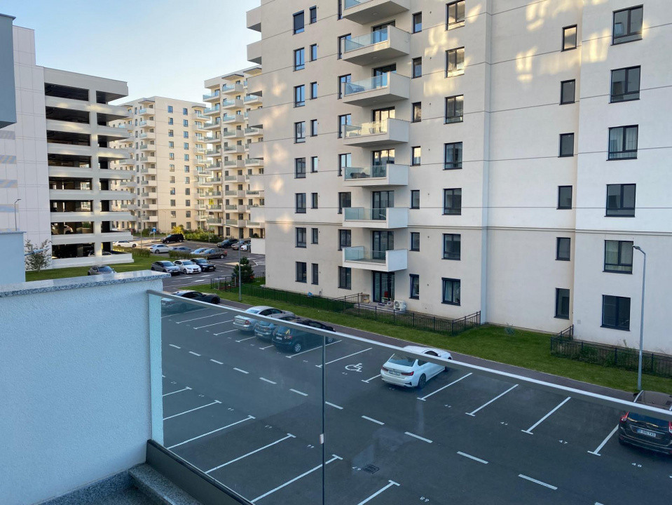 Apartament decomandat cu 2 camere  in Baneasa 