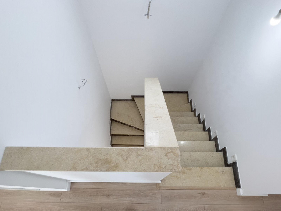 Casa individuala 5 camere, 185mp, zona Tunari/Pipera