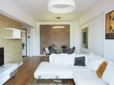 De inchiriat Apartament modern-2 camere Herastrau
