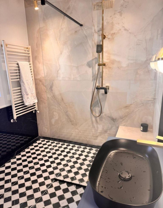Vila 4 camere | Lux | Aviatei | 180 mp