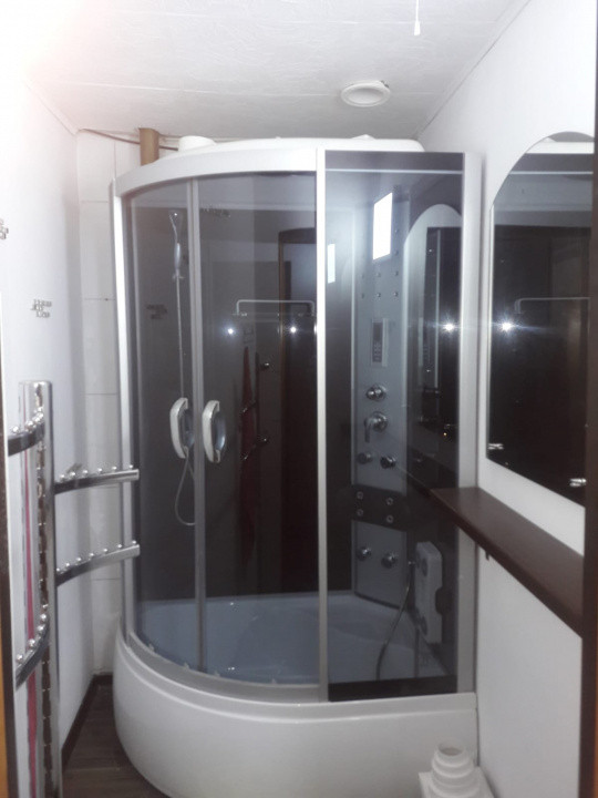  Spatiu Comercial - 135mp - zona Stadion Rapid in Complex Comercial
