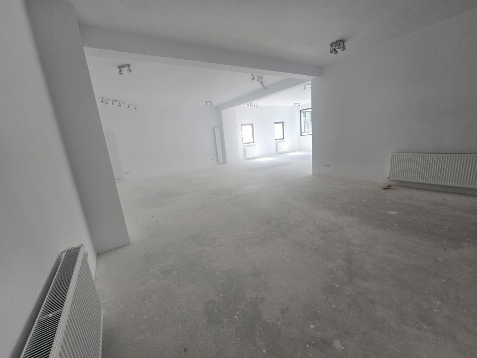 Spatiu comercial - open space -130mp, Zona Baneasa