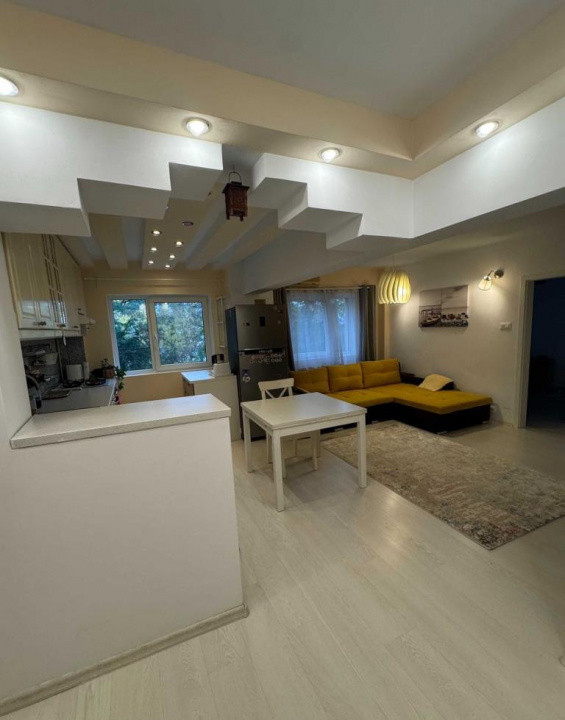 Apartament 3 camere, 90mp, zona Salaj