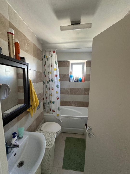 Apartament cu 2 camere de închiriat Voluntari 