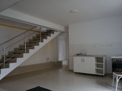 Vilă impresionantă 18 camere – Piața Victoriei / Sevastopol 