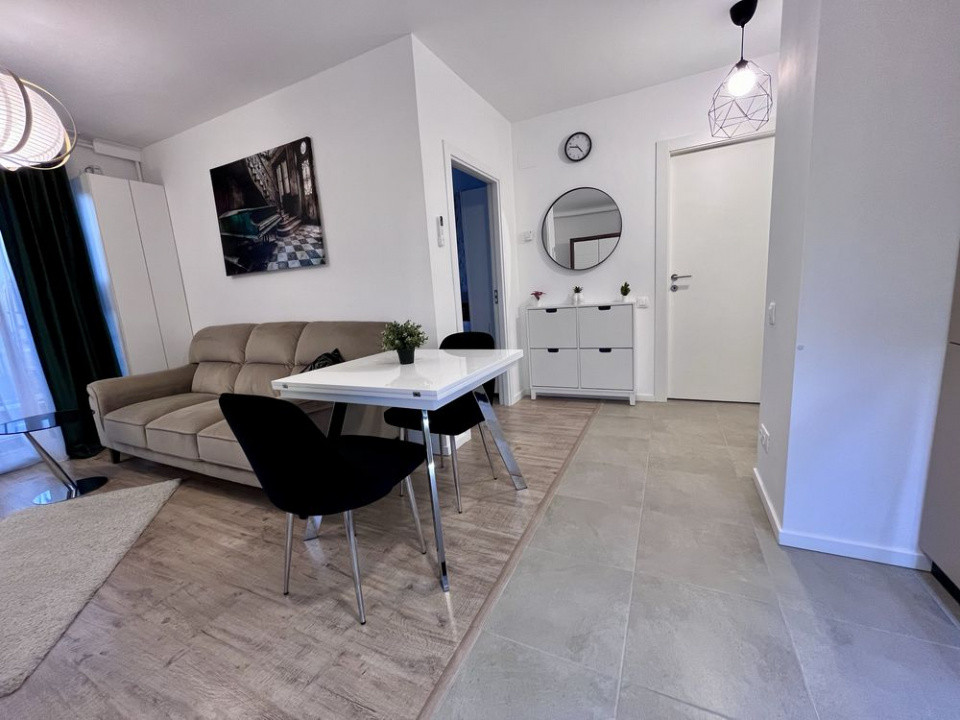 Apartament de închiriat cu 2 camere în Pipera 