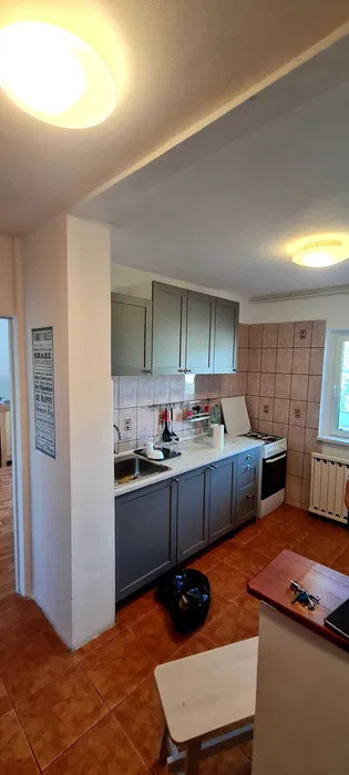 de inchiriat apartament decomandat cu 2 camere  in Aviatiei 