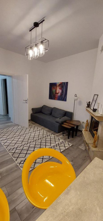 De inchiriat casa cu 2 camere in Aviatorilor-metrou