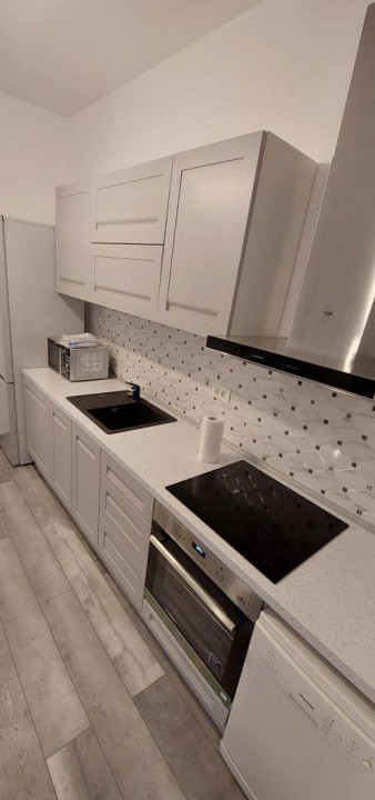 De inchiriat casa cu 2 camere in Aviatorilor-metrou