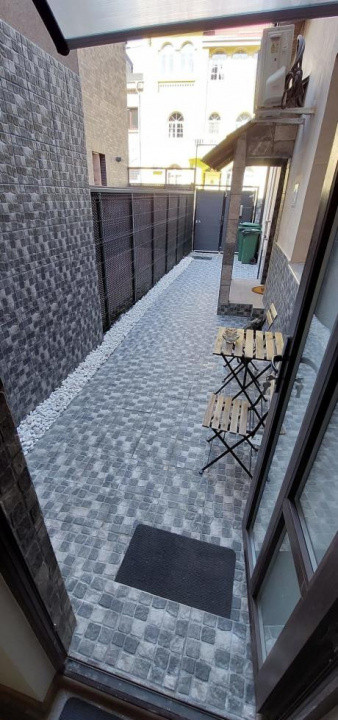 De inchiriat casa cu 2 camere in Aviatorilor-metrou