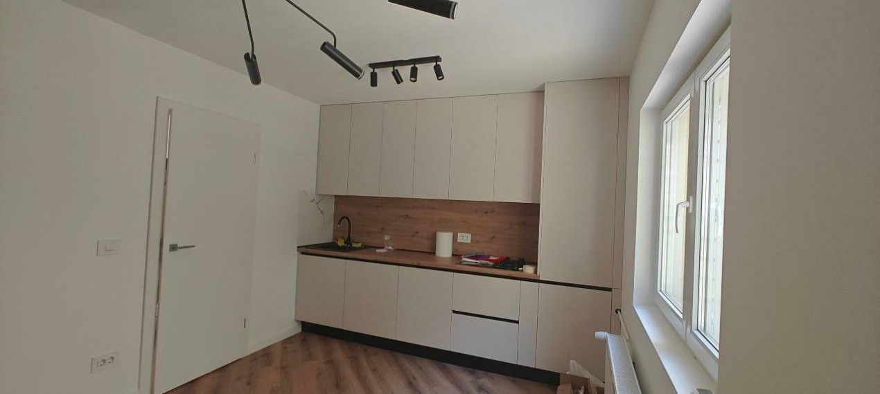 Apartament 4 camere Timpuri Noi