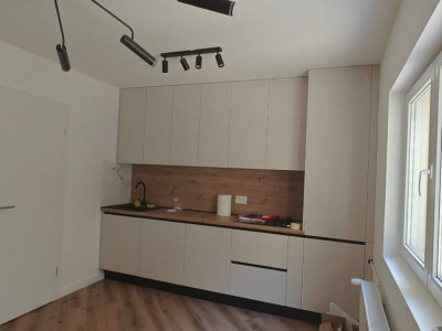 Apartament 4 camere Timpuri Noi