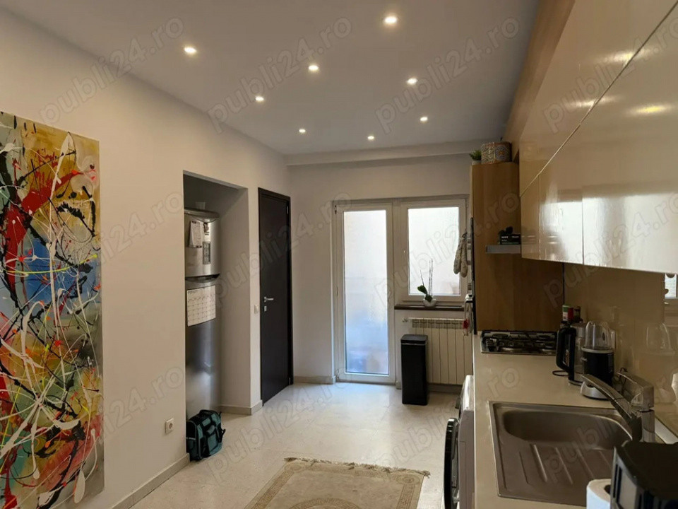 Apartament de 3 camere – Unirii | 123 mp | 2 terase | Bloc 2010