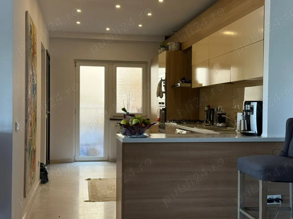 Apartament de 3 camere – Unirii | 123 mp | 2 terase | Bloc 2010