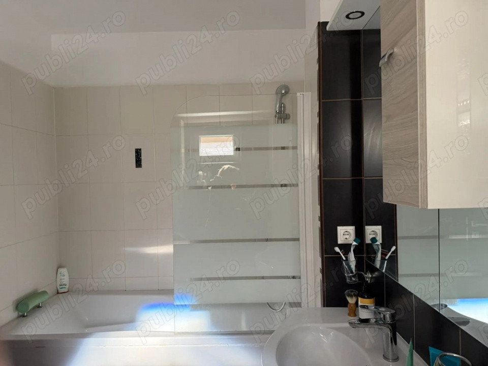 Apartament de 3 camere – Unirii | 123 mp | 2 terase | Bloc 2010