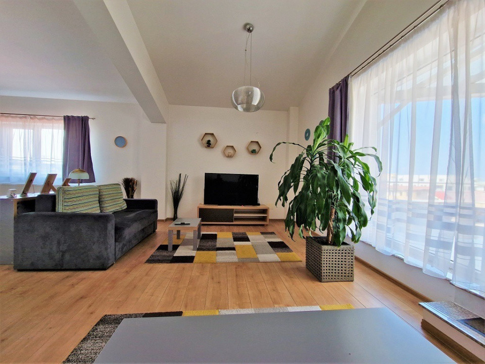 Apartament de închiriat în Pipera, tip penthouse, 120mp, premium