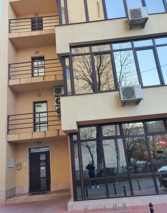 Vilă P+2 disponibilă spre închiriere – Șoseaua Mihai Bravu