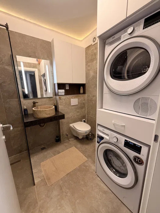 Apartament pentru chirie cu 2 camere+terasă  17mp Ambiance Pipera 