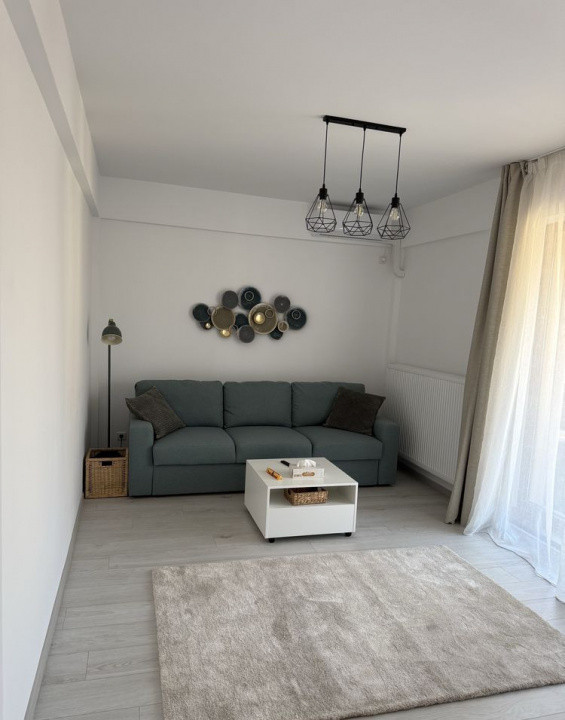 Apartament 2 camere zona Jiului,  centrala proprie