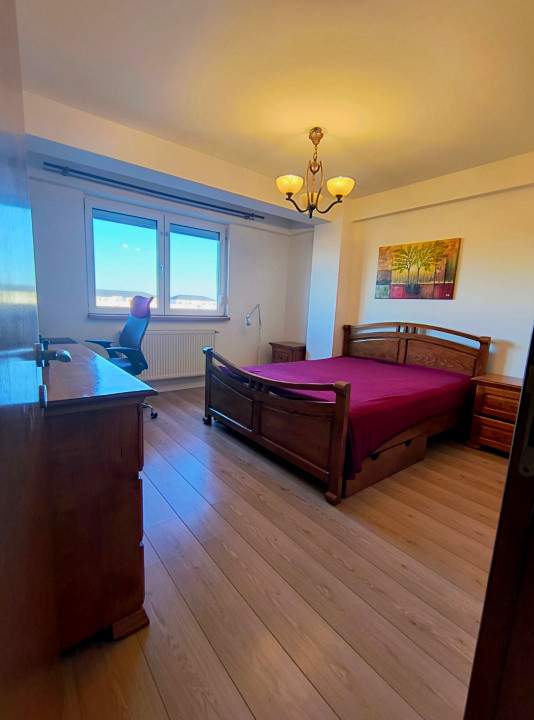 De inchiriat Apartament 3 camere , 90 mp - metrou 1 Decembrie | Trapezului 