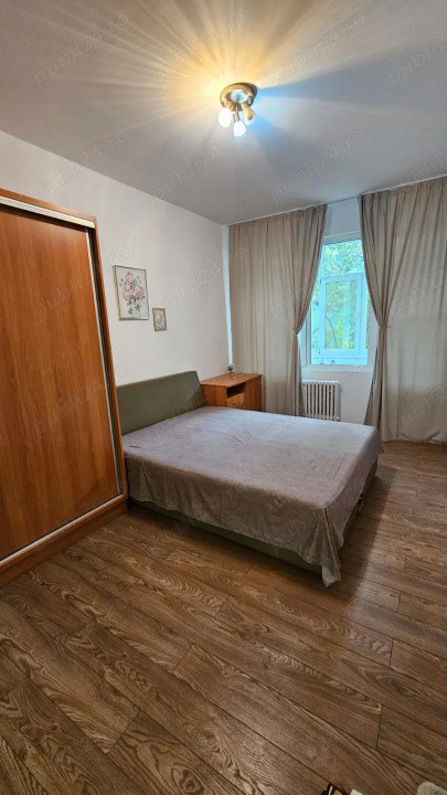 de inchiriat apartament semidecomandat cu 3 camere  in Floreasca