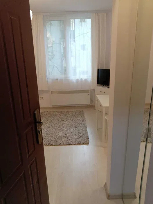 Garsoniera de inchiriat Primaverii-Jean Monnet