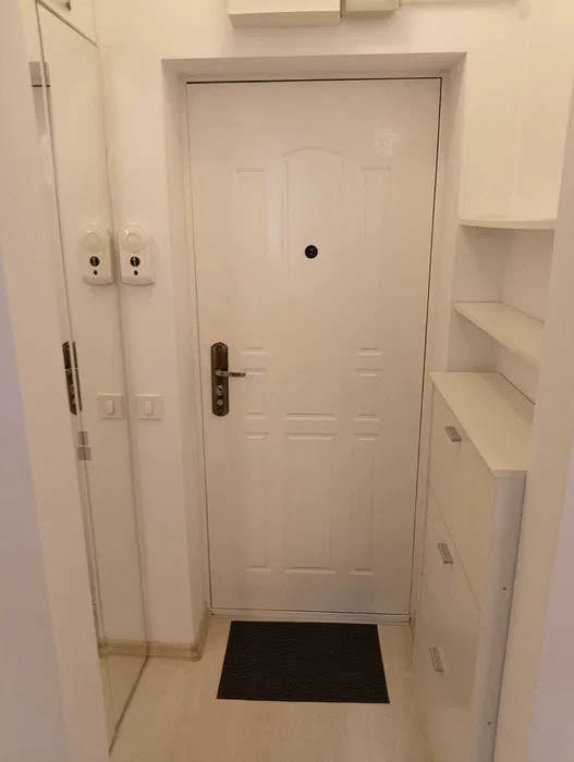 Garsoniera de inchiriat Primaverii-Jean Monnet