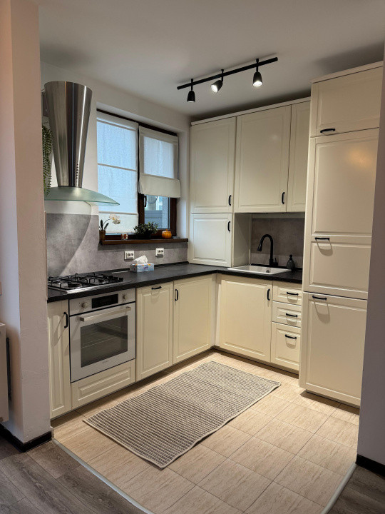 Vilă modernă  Pipera / Vasile Alecsandri 