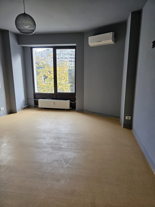 Spatiu comercial stradal - 96mp - zona - Decebal