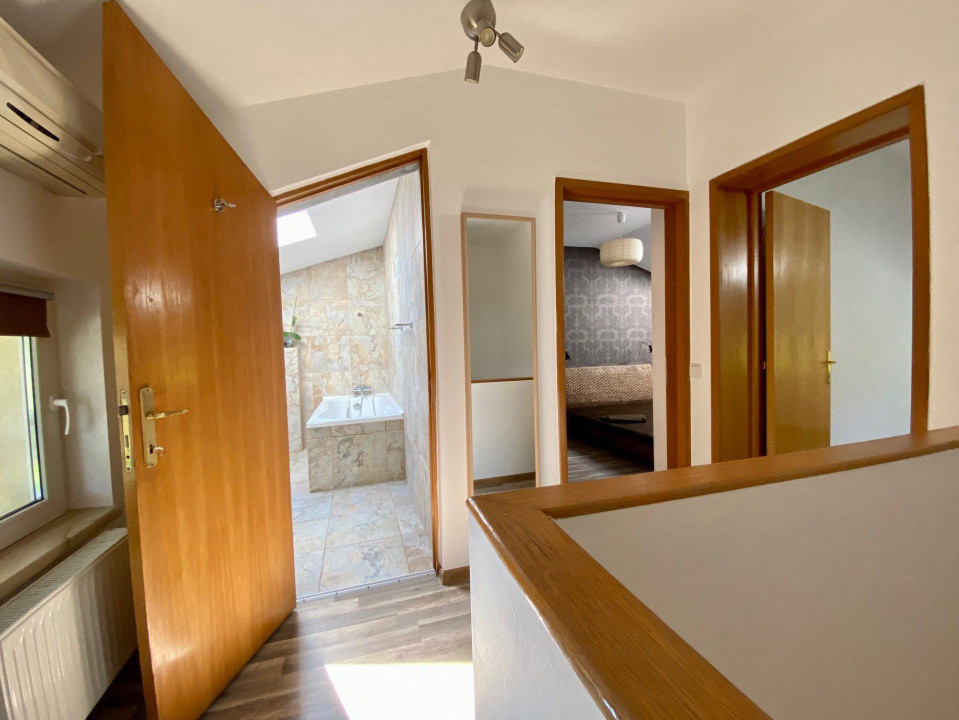 Vilă 3 camere de închiriat  Pipera, Voluntari