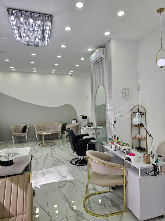 Salon de înfrumusețare - pentru activitate imediată! Zona - Piata Victoriei