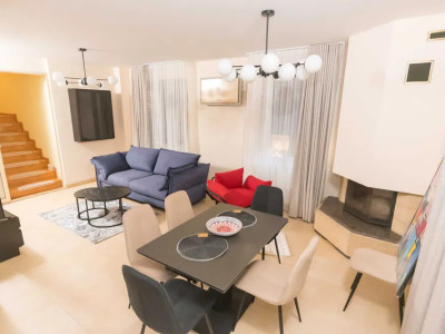 Vila moderna la cheie, gradina, piscina, prima inchiriere, vedere lac, Pipera