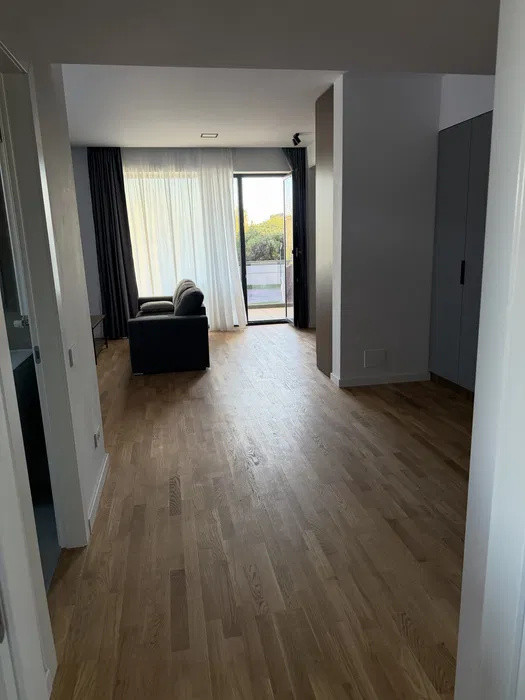  Apartament decomandat cu 2 camere  in  Pipera 